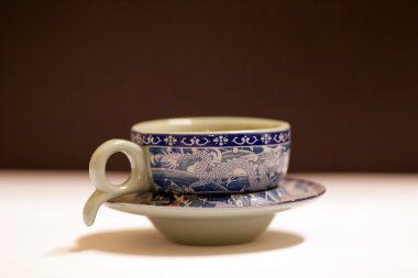 Porselen çay Kupası Asya dragon nedeni ile