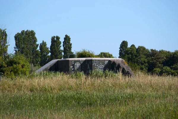 Old World War 2 bunker — Stockfoto