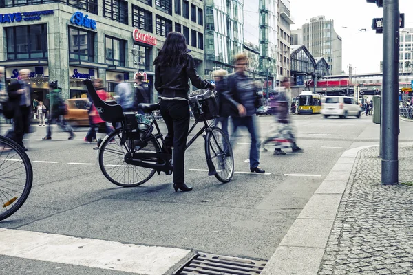 On the road — Stock Photo, Image