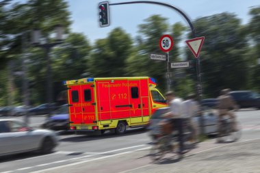 Ambulans!