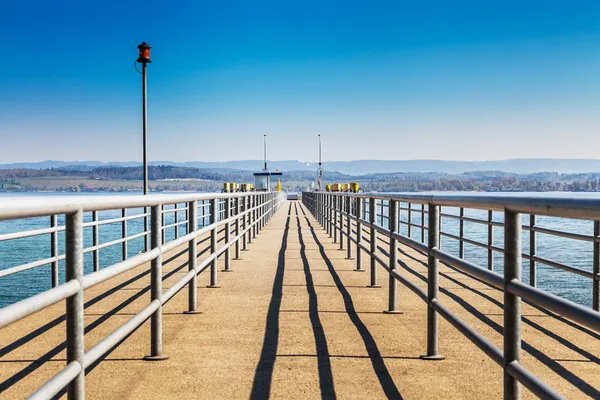 Konstanz Gölü üzerinde gemiler için yatırımcılar