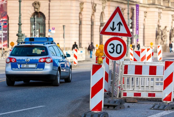 Дорожный знак в Берлине — стоковое фото