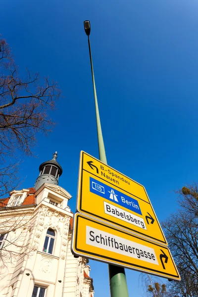 Singpost en potsdam — Foto de Stock