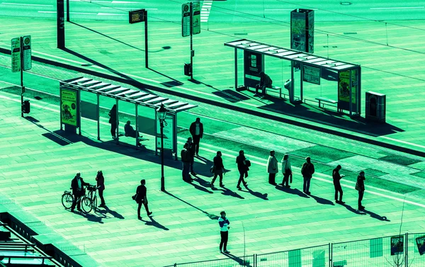 At the bus stop — Stock Photo, Image