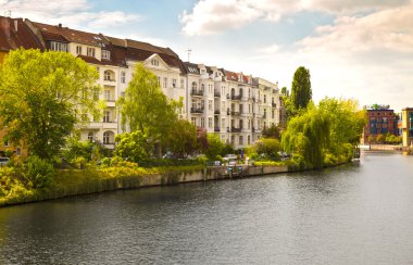 Berlin'de yaşayan