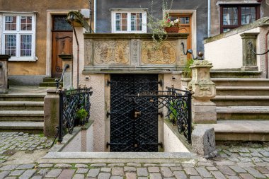 Polonya 'nın Gdansk kentindeki mimari, turizm ve simgeler