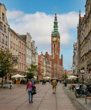 Polonya 'nın Gdansk kentindeki mimari, turizm ve simgeler