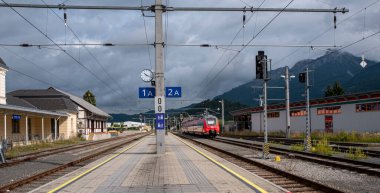Avusturya, Tirol 'deki Reutte uzun mesafe tren istasyonu.