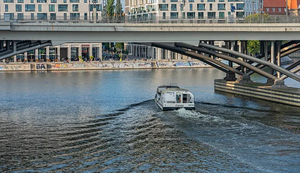 Dworzec Centralny Berlinie Spreeufer Wschodniej Stronie — Zdjęcie stockowe