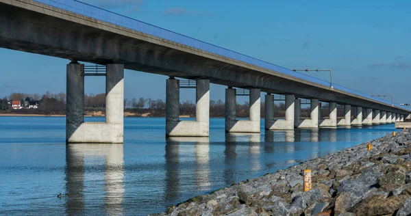 Ponte Rgen Rgendamm Entre Ilha Rgen Capital Estado Stralsund Mecklemburgo — Fotografia de Stock