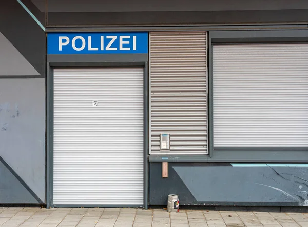 ドイツ ハンブルクのFcサンクト パウリ フットボール スタジアムの警察署での落書き — ストック写真
