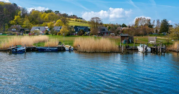 Jetty ve Moritzdorf 'taki yazlık evler Sellin Gölü, Rgen Adası, Mecklenburg-Batı Pomerania, Almanya