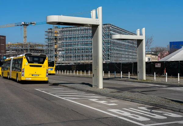 Terminus Para Autobuses Berliner Verkehrsbetrieb Bahnhof Zoo Berlín Alemania —  Fotos de Stock