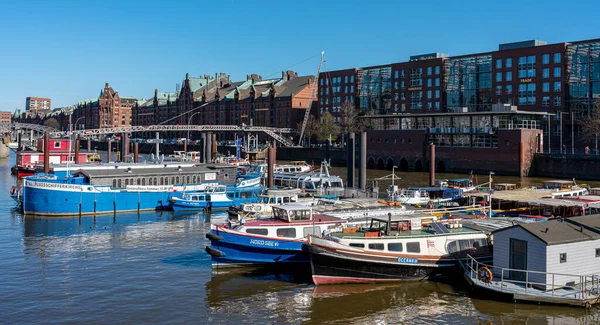 Inland Port Kehrwieder View Commercial Buildings Mhren Hohe Brucke Hamburg — Stock Photo, Image