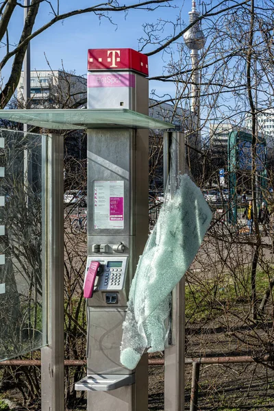 Karl Marx Allee Berlin Almanya Telekom Hot Spot Şiddetle Yıkıldı — Stok fotoğraf