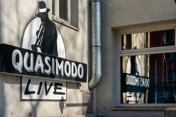 迪斯科 卡西莫多 Disco Quasimodo 在德尔菲梯田的标志 坎特尔 夏洛滕堡 — 图库照片