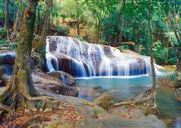 Thailand jungle waterval — Stockfoto