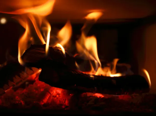 Ein Foto vom Kamin — Stockbild Kamin — Stockfoto