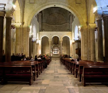 st. nicholas Bazilikası'nın içinde. bari. Apulia. 