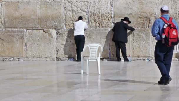 Ludzie z kippah biały — Wideo stockowe