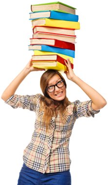 Öğrenci kız kitap yığını ile mücadele