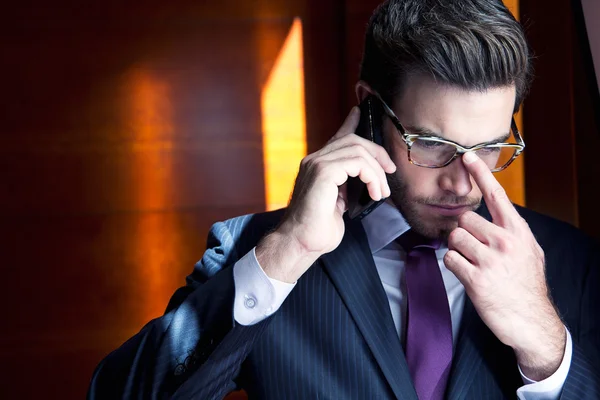 Young businessman with smartphone — Stock Photo, Image