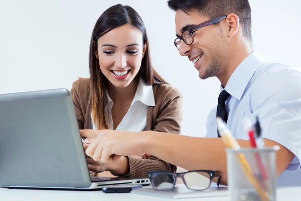 Succesvolle zakenmensen aan het werk — Stockfoto