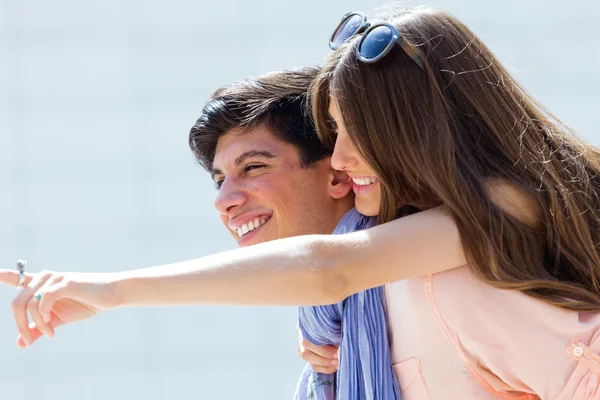 Portrait of young couple in love on the street — Stock Photo, Image