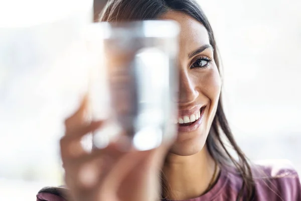 Portrait Pretty Young Woman Smiling While Looking Camera Glass Water — Stock Photo, Image