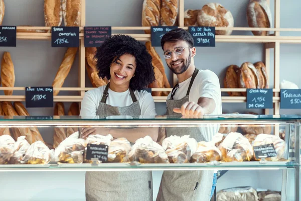 Portrait Two Younger Owners Selling Fresh Pastry Loaves Bread Section — 스톡 사진