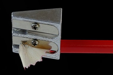 Kalem keskinleştirme