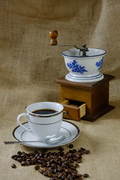 Coffee with Antique Coffee Mill — Stock Photo, Image