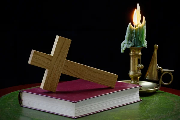 Prayer Book and Cross with Candle — Stock Photo, Image