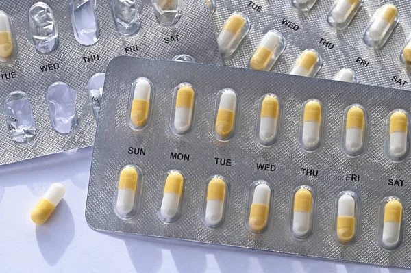 Close Pacote Dose Diária Drogas Medicamentos — Fotografia de Stock
