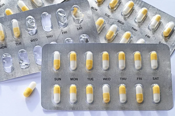 Close Daily Dose Pack Drugs Medication — Stock Photo, Image