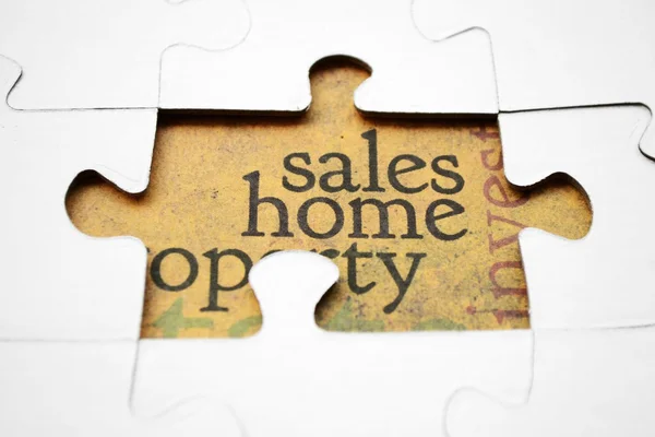 Sales home puzzel concept — Stockfoto