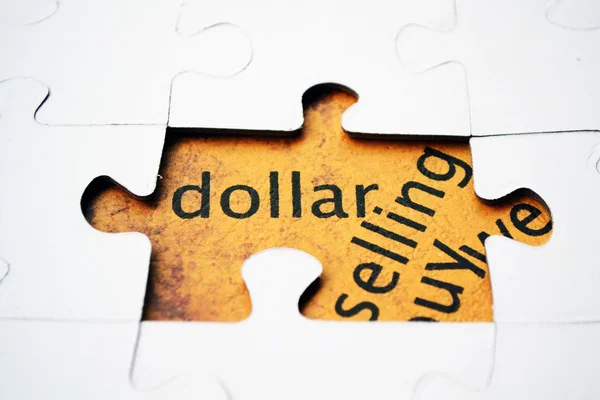 Conceito de quebra-cabeça dólar — Fotografia de Stock