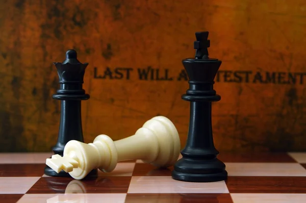 Шахматы и последняя воля — стоковое фото