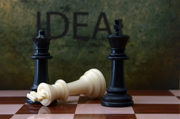 Шахматы и концепция идеи — стоковое фото