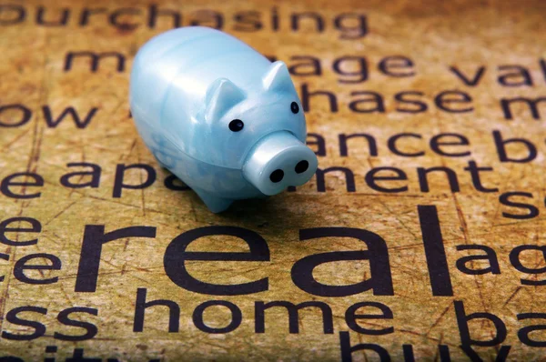 Piggy bank and home concept — Stock Photo, Image