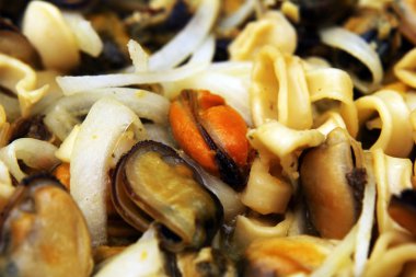 karışık deniz ürünleri