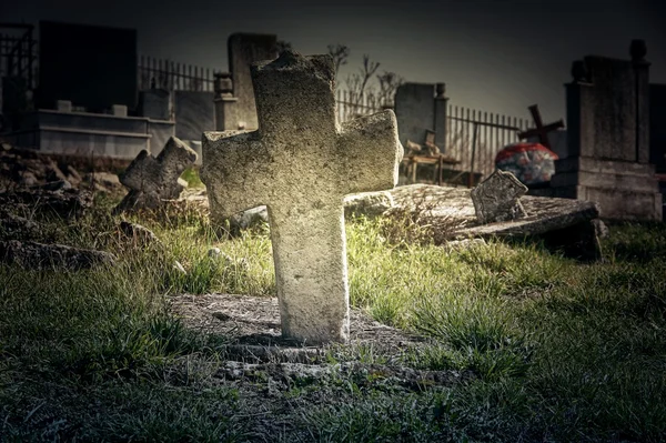Antiguo cementerio —  Fotos de Stock