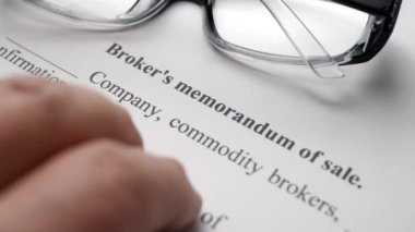 Komisyoncu bildirgesine parmak şıklatma