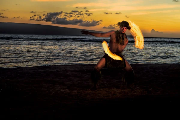 Solitary Fire Dancer — Stock Photo, Image