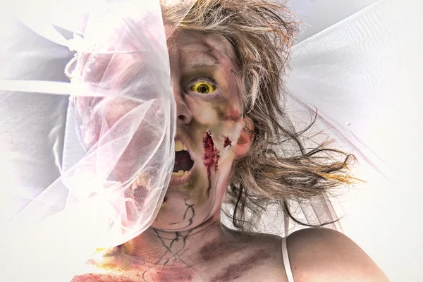 Veiled Zombie Bride — Stock Photo, Image