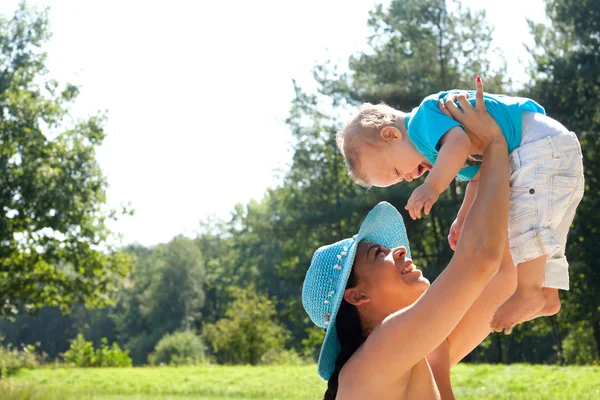 Babys kunnen vliegen — Stockfoto