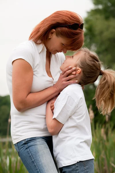 Child and mothers moment — Stock Photo, Image