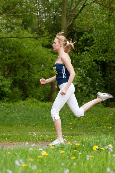 Jogging wokół — Zdjęcie stockowe