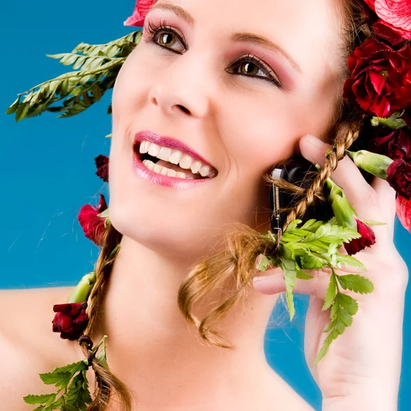 Flowergirl al telefono — Foto Stock