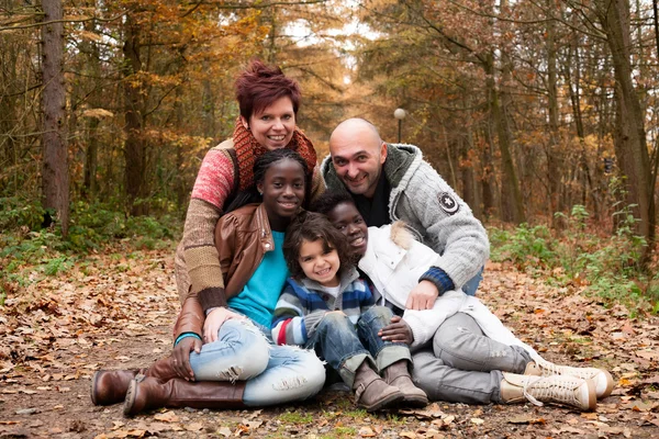 Multikulturelle Familie Stockfoto